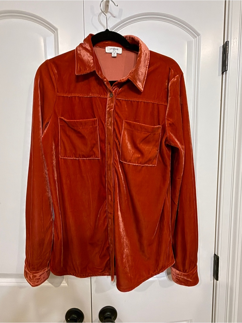 Umgee women’s  Rust Velvet Button-Up Shirt